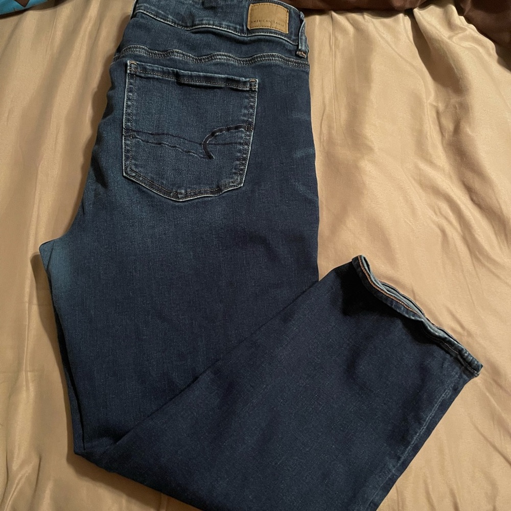AE capris